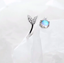 Load image into Gallery viewer, Cute tail moonstone Personality Adjustable Ring
