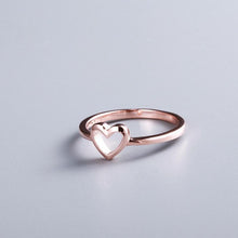 Load image into Gallery viewer, Simple Heart Design Ring
