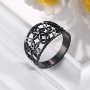 Hollow Flower & Crystal Ring