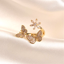 Load image into Gallery viewer, Butterfly &amp; Flower Crystal Ring
