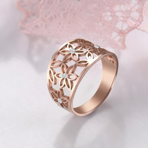Hollow Flower & Crystal Ring