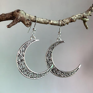 Silver Crescent Moon Earrings