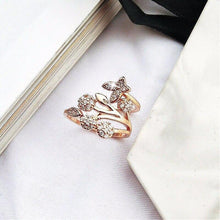 Load image into Gallery viewer, Crystal Butterfly &amp; Leaf Ring
