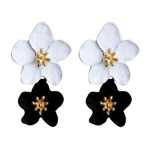 Orelia Flower Earrings