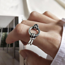 Load image into Gallery viewer, Elise Link Statement Ring
