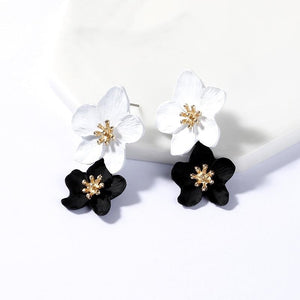 Orelia Flower Earrings