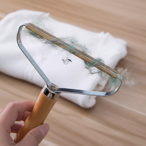 Portable lint remover fleece