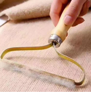 Portable lint remover fleece