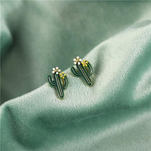 Load image into Gallery viewer, Cactus &amp; Daisy Stud Earrings
