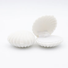 Load image into Gallery viewer, 1 Piece Shell Shape Ring Necklace EarringsBox
