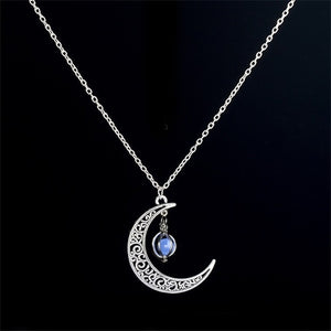 2021 Glowing Jewelry Bead Moon Necklace