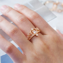 Load image into Gallery viewer, Queen style powerful wedding party rose gold CZ rings
