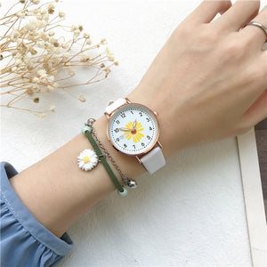 Daisy Flower Vintage Elegant Watch