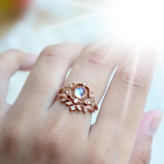 (HOT SALE）Moonstone Engagement Ring